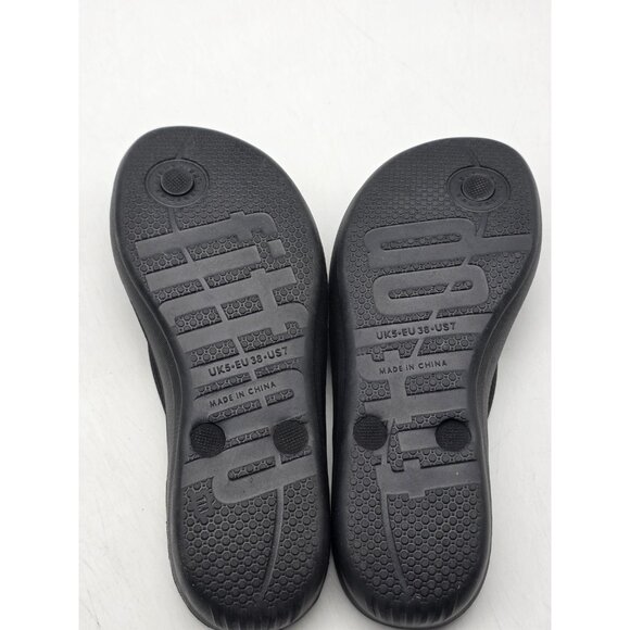 FitFlop Sandals Womens Size 7 Black IQushion Thong Flip Flop Comfort Shoes - Picture 9 of 11
